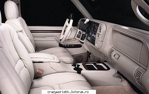 Micuta masinuta..;) - Deci..Tom si-a luat o "masinuta"....E un Cadillac - ღ Tom Kaulitz ღ