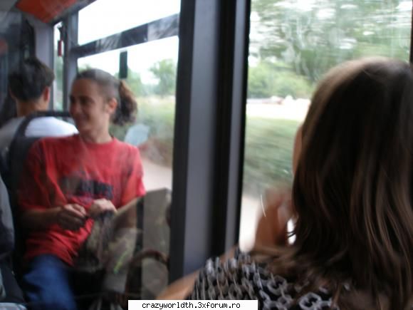are paru cretz da` mi`a spus un prieten ca cik vrea sa`si fac dread-uri 'oitza mea'  :rotfl: