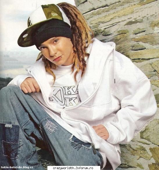 asa-zisul tom ink poza tampitul asta!!!! &nbsp; ~big*boss~
